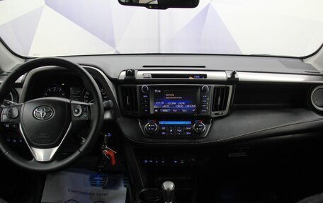 Toyota RAV4, 2016 год, 2 298 600 рублей, 10 фотография