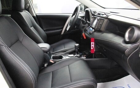 Toyota RAV4, 2016 год, 2 298 600 рублей, 11 фотография