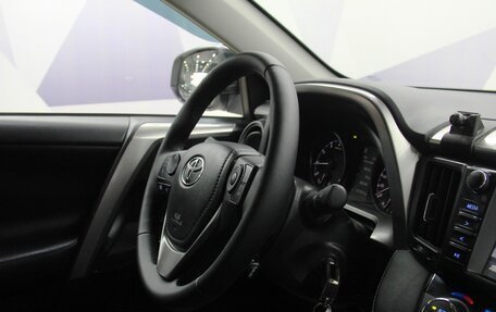 Toyota RAV4, 2016 год, 2 298 600 рублей, 26 фотография