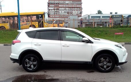 Toyota RAV4, 2016 год, 2 450 000 рублей, 3 фотография