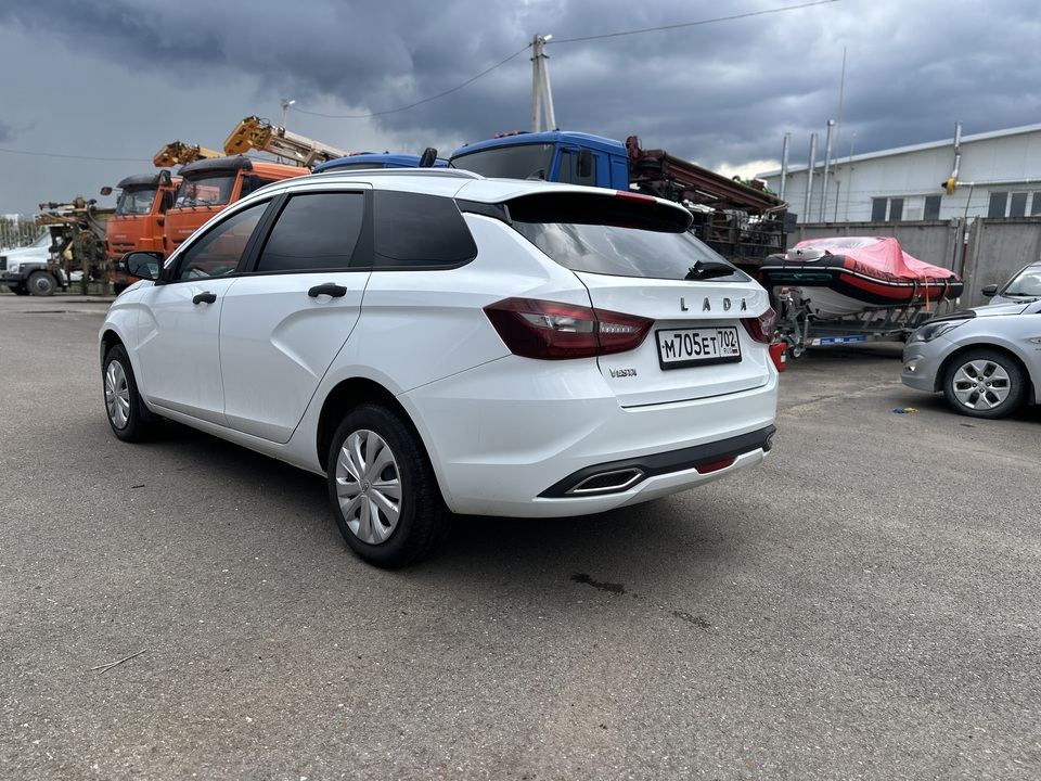 ВАЗ (LADA) Vesta I, 2024 год, 1 400 000 рублей, 3 фотография