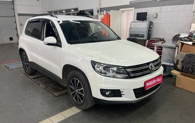 Volkswagen Tiguan I, 2015 год, 1 349 000 рублей, 1 фотография