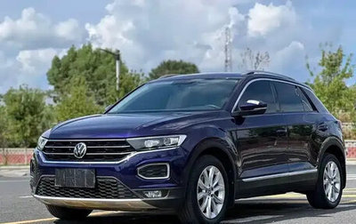Volkswagen T-Roc I, 2022 год, 1 620 000 рублей, 1 фотография