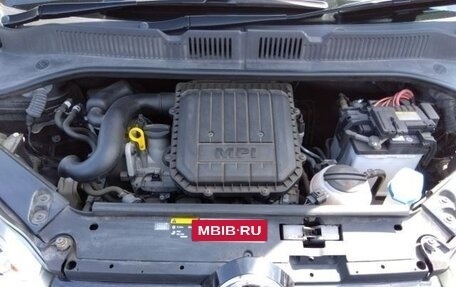 Volkswagen up! I рестайлинг, 2013 год, 800 000 рублей, 10 фотография