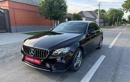 Mercedes-Benz E-Класс, 2018 год, 3 350 000 рублей, 1 фотография
