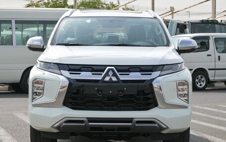 Mitsubishi Montero Sport, 2025 год, 4 625 000 рублей, 1 фотография