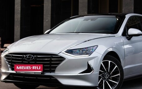 Hyundai Sonata VIII, 2021 год, 2 350 000 рублей, 3 фотография