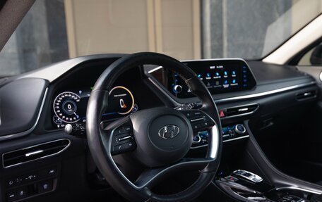 Hyundai Sonata VIII, 2021 год, 2 350 000 рублей, 17 фотография