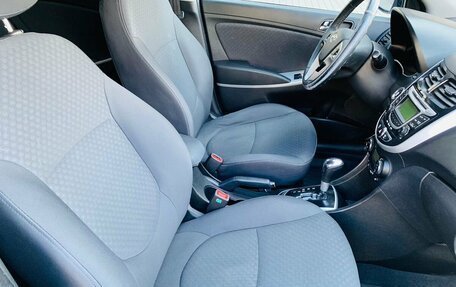 Hyundai Solaris II рестайлинг, 2013 год, 820 000 рублей, 9 фотография