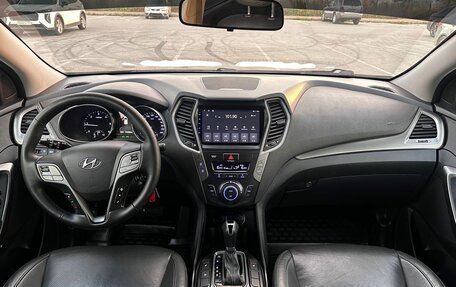 Hyundai Santa Fe III рестайлинг, 2017 год, 2 390 000 рублей, 16 фотография