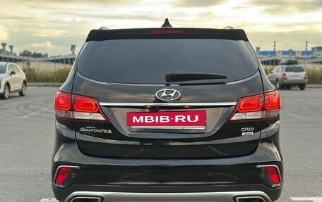 Hyundai Santa Fe III рестайлинг, 2017 год, 2 390 000 рублей, 5 фотография