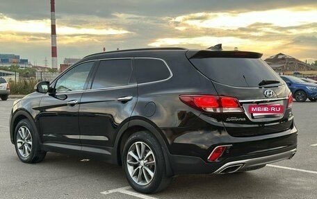 Hyundai Santa Fe III рестайлинг, 2017 год, 2 390 000 рублей, 4 фотография