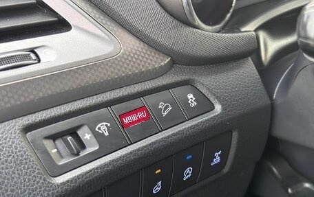 Hyundai Santa Fe III рестайлинг, 2017 год, 2 390 000 рублей, 14 фотография