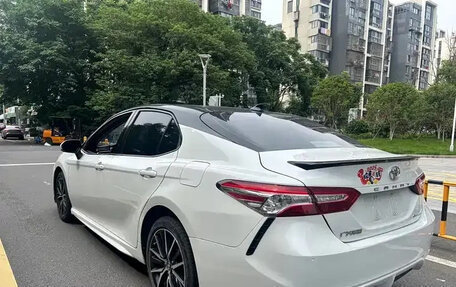 Toyota Camry, 2022 год, 2 680 000 рублей, 4 фотография