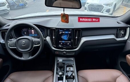 Volvo XC60 II, 2021 год, 3 100 000 рублей, 7 фотография