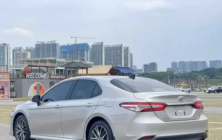 Toyota Camry, 2022 год, 2 640 000 рублей, 4 фотография