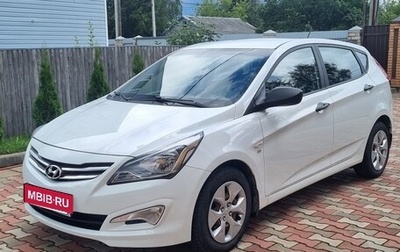 Hyundai Solaris II рестайлинг, 2015 год, 1 050 000 рублей, 1 фотография