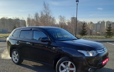 Mitsubishi Outlander III рестайлинг 3, 2014 год, 1 299 000 рублей, 1 фотография