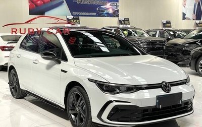 Volkswagen Golf VIII, 2023 год, 2 430 000 рублей, 1 фотография