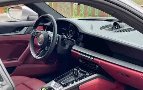 Porsche 911, 2022 год, 12 200 000 рублей, 10 фотография