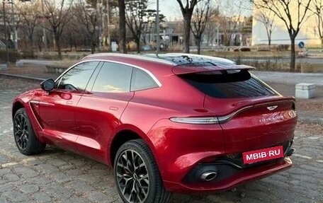 Aston Martin DBX I, 2022 год, 19 600 000 рублей, 2 фотография