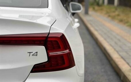 Volvo S60 III, 2021 год, 2 600 000 рублей, 7 фотография