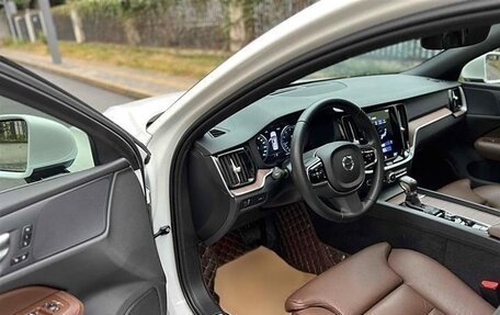 Volvo S60 III, 2021 год, 2 600 000 рублей, 14 фотография