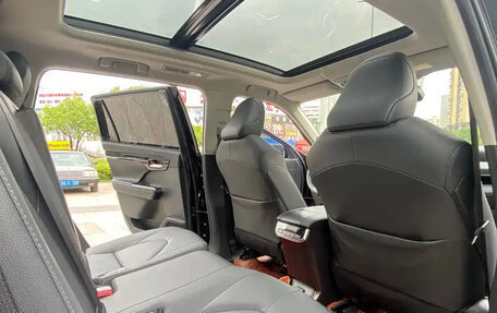 Toyota Highlander, 2021 год, 3 010 000 рублей, 10 фотография