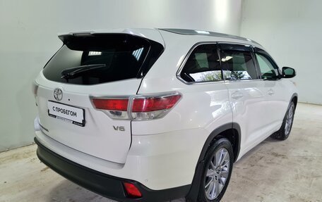 Toyota Highlander III, 2014 год, 2 590 000 рублей, 5 фотография