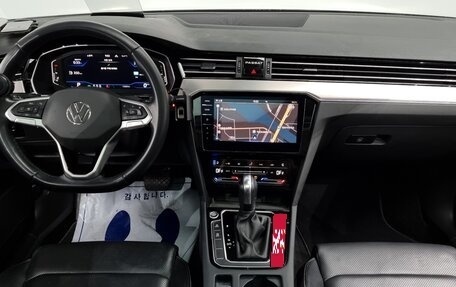 Volkswagen Passat B8 рестайлинг, 2021 год, 2 250 469 рублей, 8 фотография
