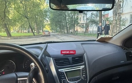 Hyundai Solaris II рестайлинг, 2012 год, 1 150 000 рублей, 2 фотография