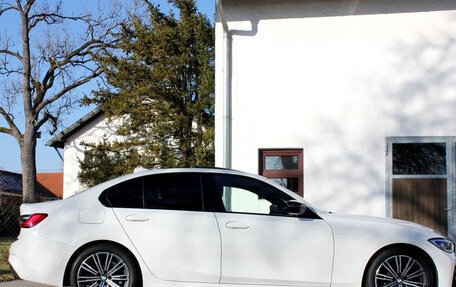 BMW 3 серия, 2022 год, 3 750 000 рублей, 4 фотография