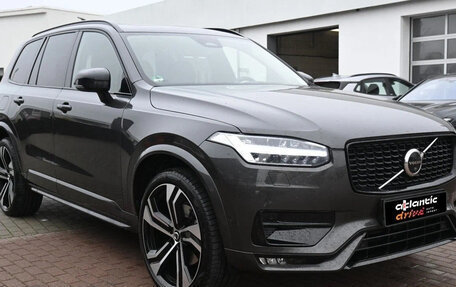 Volvo XC90 II рестайлинг, 2022 год, 5 440 000 рублей, 2 фотография