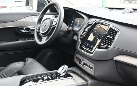 Volvo XC90 II рестайлинг, 2022 год, 5 440 000 рублей, 7 фотография