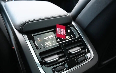 Volvo XC60 II, 2022 год, 4 090 000 рублей, 14 фотография