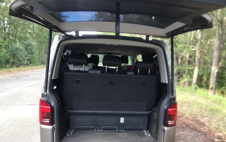 Volkswagen Multivan T6 рестайлинг, 2020 год, 4 390 000 рублей, 8 фотография