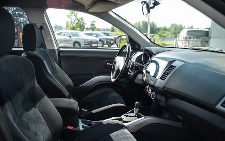 Mitsubishi Outlander III рестайлинг 3, 2010 год, 1 199 000 рублей, 15 фотография