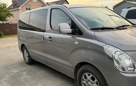Hyundai Grand Starex Grand Starex I рестайлинг 2, 2012 год, 1 501 000 рублей, 2 фотография