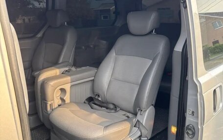 Hyundai Grand Starex Grand Starex I рестайлинг 2, 2012 год, 1 501 000 рублей, 8 фотография