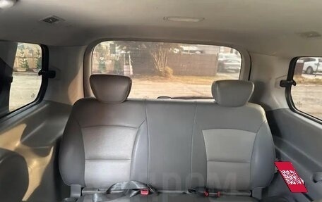 Hyundai Grand Starex Grand Starex I рестайлинг 2, 2012 год, 1 501 000 рублей, 12 фотография