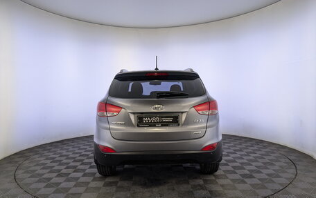 Hyundai ix35 I рестайлинг, 2013 год, 1 330 000 рублей, 6 фотография