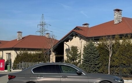 BMW 5 серия, 2022 год, 3 990 000 рублей, 4 фотография
