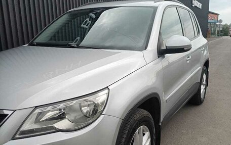 Volkswagen Tiguan I, 2011 год, 1 000 000 рублей, 3 фотография
