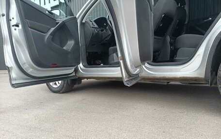 Volkswagen Tiguan I, 2011 год, 1 000 000 рублей, 15 фотография