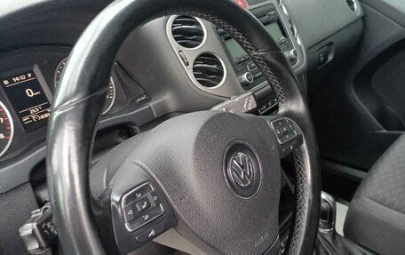 Volkswagen Tiguan I, 2011 год, 1 000 000 рублей, 23 фотография