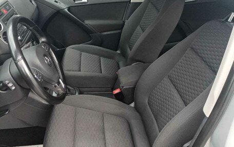 Volkswagen Tiguan I, 2011 год, 1 000 000 рублей, 30 фотография