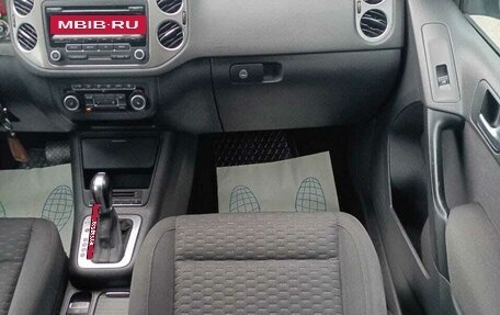 Volkswagen Tiguan I, 2011 год, 1 000 000 рублей, 33 фотография
