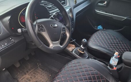 KIA Rio III рестайлинг, 2015 год, 1 200 000 рублей, 12 фотография