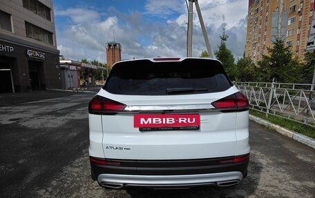 Geely Atlas, 2024 год, 1 899 000 рублей, 3 фотография