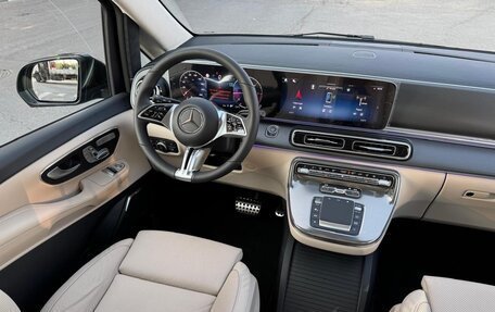 Mercedes-Benz V-Класс, 2025 год, 14 400 000 рублей, 3 фотография